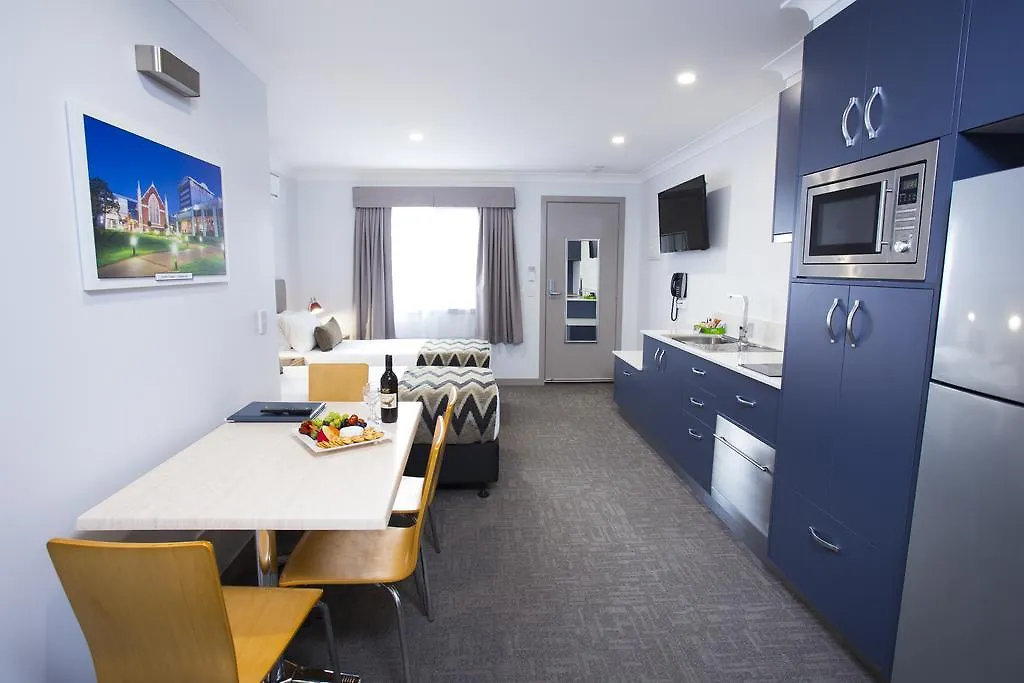 ****  Altitude Motel Apartments Toowoomba Australia