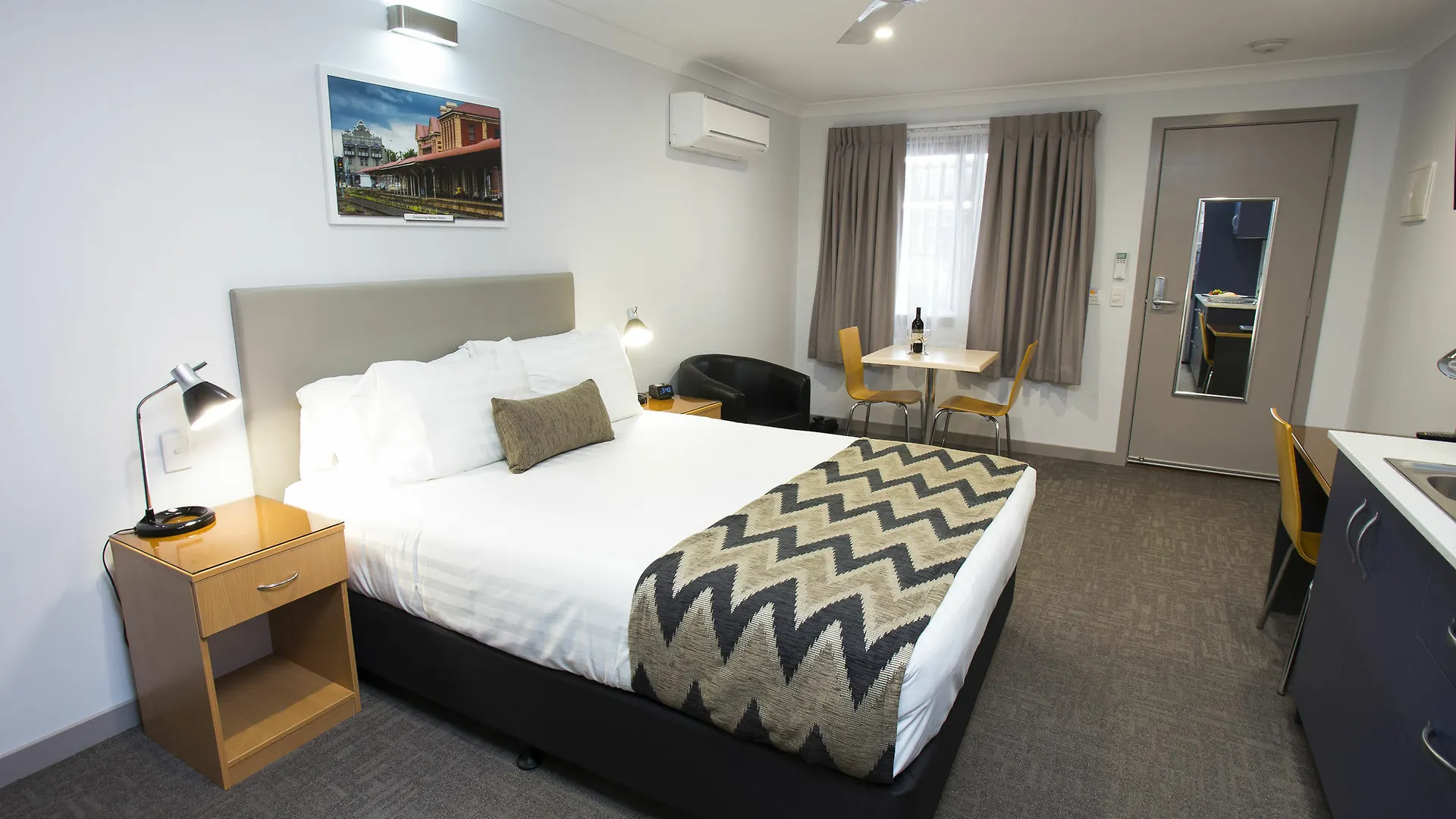 Altitude Motel Apartments Toowoomba Australia